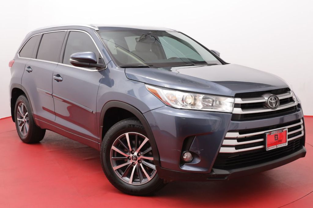 2018 Toyota Highlander  - 20913106 | Video 1