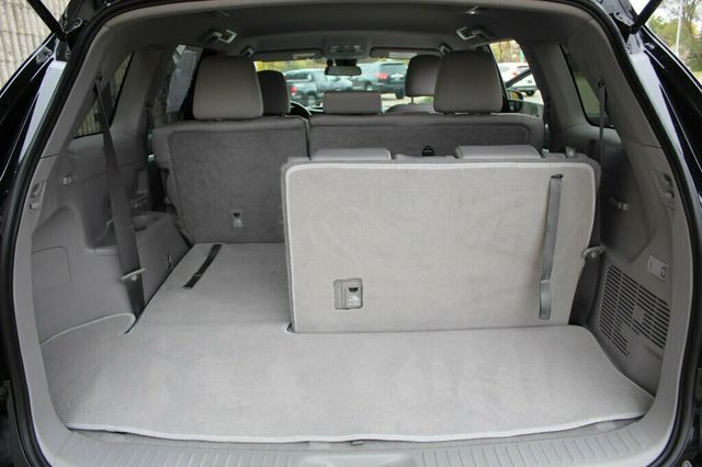 2018 Toyota Highlander ONE OWNER AWD HYBRID LE - 22934323 - 32