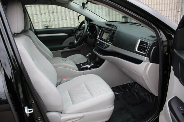2018 Toyota Highlander ONE OWNER AWD HYBRID LE - 22934323 - 7