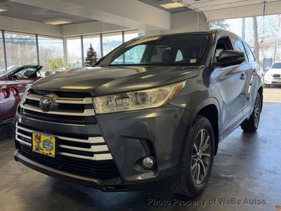 2018 Toyota Highlander XLE's photo