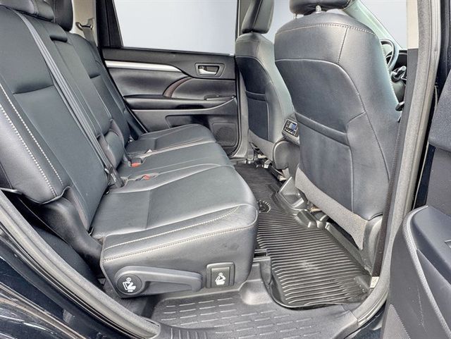 2018 Toyota Highlander XLE V6 AWD - 22934113 - 27