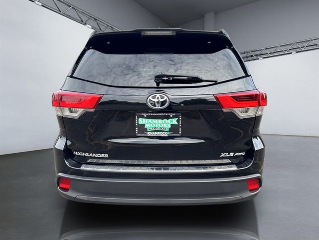 2018 Toyota Highlander XLE V6 AWD - 22934113 - 5