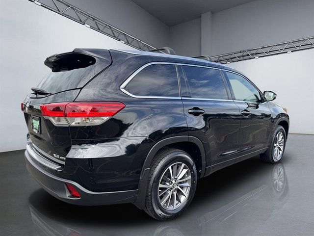 2018 Toyota Highlander XLE V6 AWD - 22934113 - 6