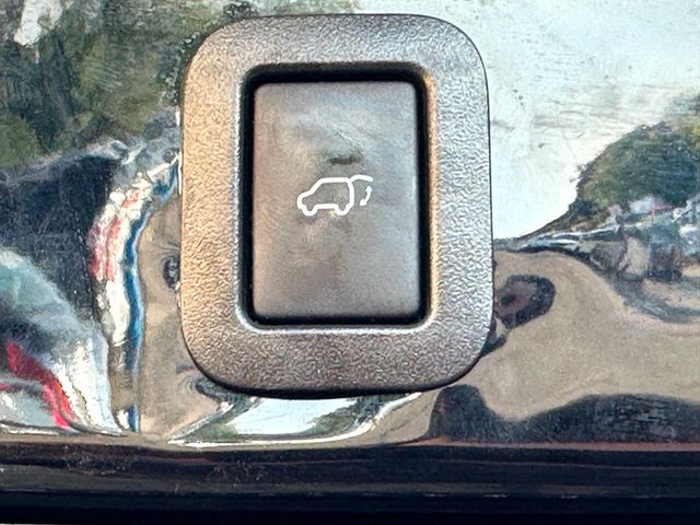 2018 Toyota Highlander XLE V6 AWD - 22916533 - 11