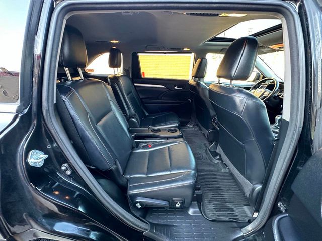 2018 Toyota Highlander XLE V6 AWD - 22916533 - 31