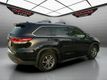 2018 Toyota Highlander XLE V6 AWD - 22937884 - 4