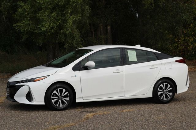 2018 Toyota Prius Prime ONE OWNER PLUS HATCHBACK W/ NAVIGATION, HEATED SEATS - 22917425 - 16