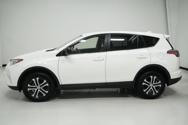 2018 Toyota RAV4 LE FWD - 22928932 - 6