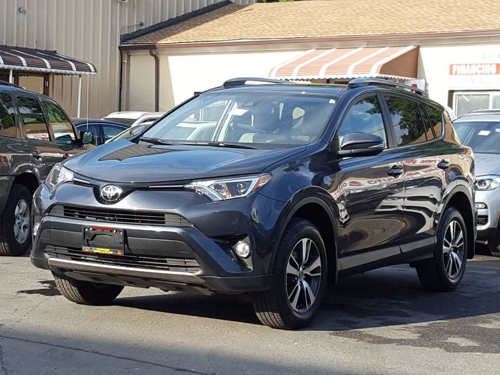 2018 Toyota RAV4 XLE AWD - 18187158 | Video 1
