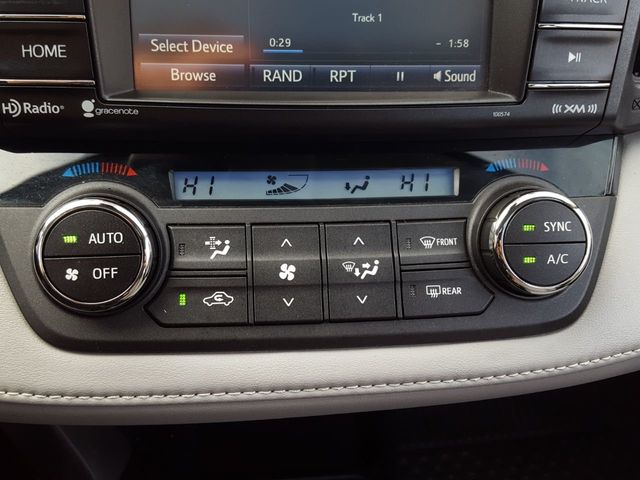 2018 Toyota RAV4 XLE AWD - 18187158 - 24