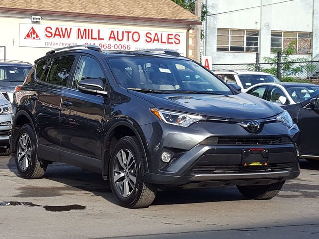 2018 Toyota RAV4 XLE AWD - 18187158 - 2