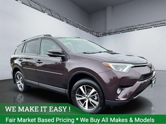 2018 Toyota RAV4 XLE AWD - 22932937 - 0