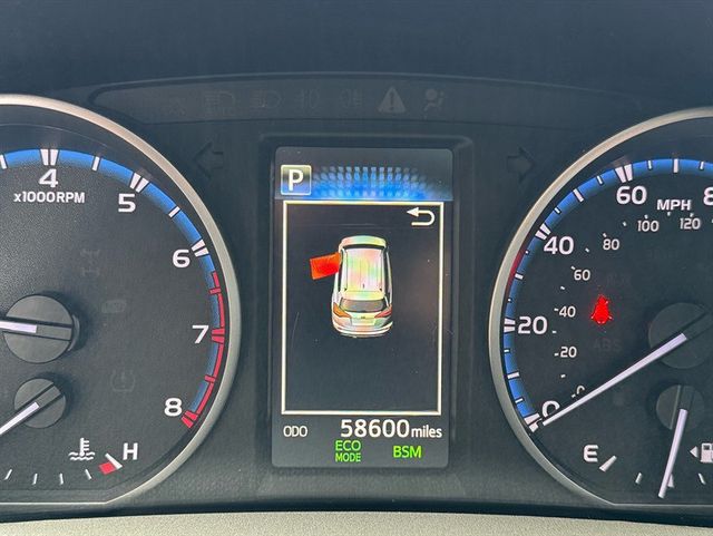 2018 Toyota RAV4 XLE AWD - 22932937 - 14