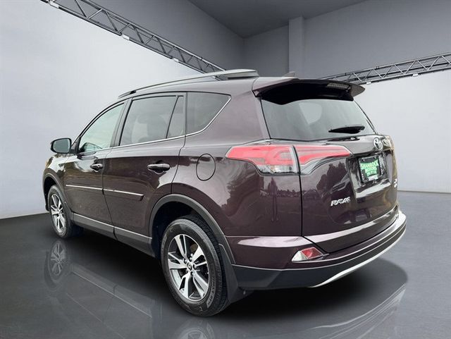 2018 Toyota RAV4 XLE AWD - 22932937 - 4
