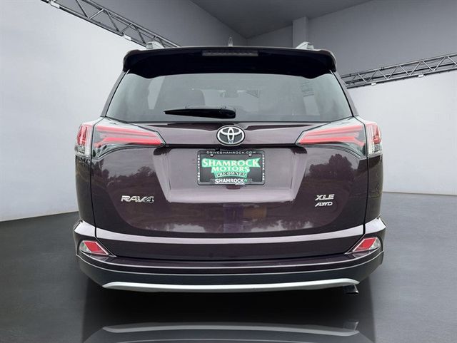 2018 Toyota RAV4 XLE AWD - 22932937 - 5