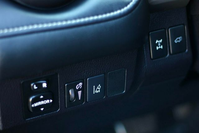 2018 Toyota RAV4 XLE NAVIGATION, MOONROOF POWER PLUS PKG, NAVIGATION, BLIND SPOT  - 22874623 - 20
