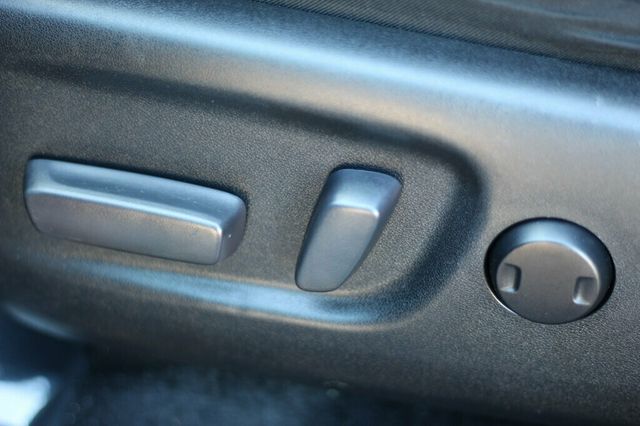 2018 Toyota RAV4 XLE NAVIGATION, MOONROOF POWER PLUS PKG, NAVIGATION, BLIND SPOT  - 22874623 - 23