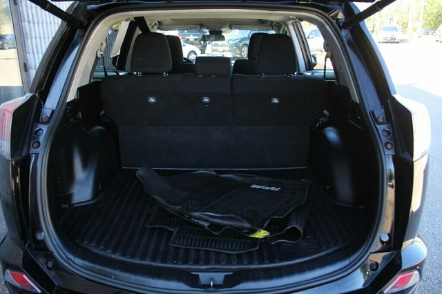 2018 Toyota RAV4 XLE NAVIGATION, MOONROOF POWER PLUS PKG, NAVIGATION, BLIND SPOT  - 22874623 - 31