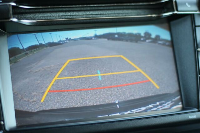 2018 Toyota RAV4 XLE NAVIGATION, MOONROOF POWER PLUS PKG, NAVIGATION, BLIND SPOT  - 22874623 - 32