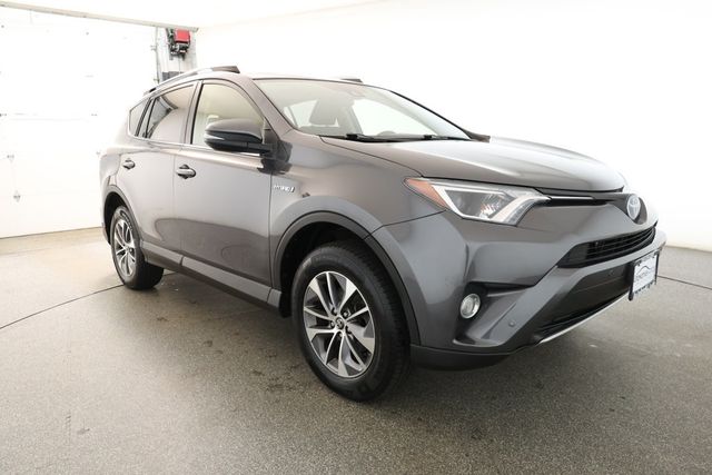 2018 Toyota RAV4 Hybrid XLE AWD with Convenience Package & Heated Seats - 22928006 - 2