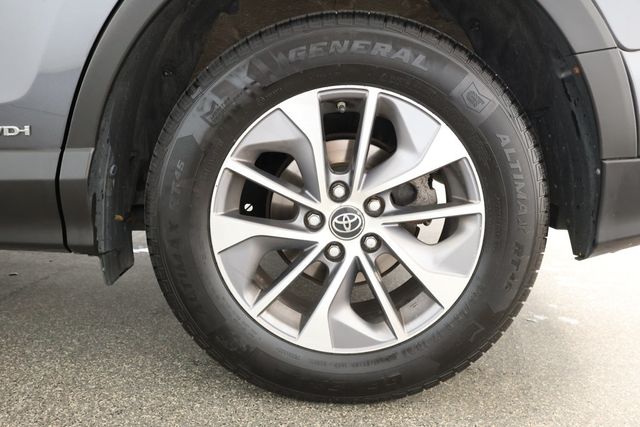 2018 Toyota RAV4 Hybrid XLE AWD with Convenience Package & Heated Seats - 22928006 - 6