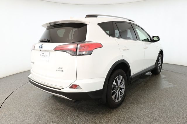 2018 Toyota RAV4 Hybrid XLE AWD with Heated Seats - 22918385 - 3
