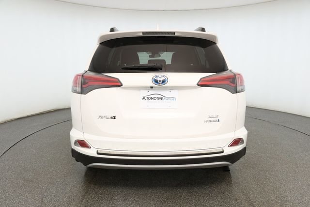 2018 Toyota RAV4 Hybrid XLE AWD with Heated Seats - 22918385 - 4