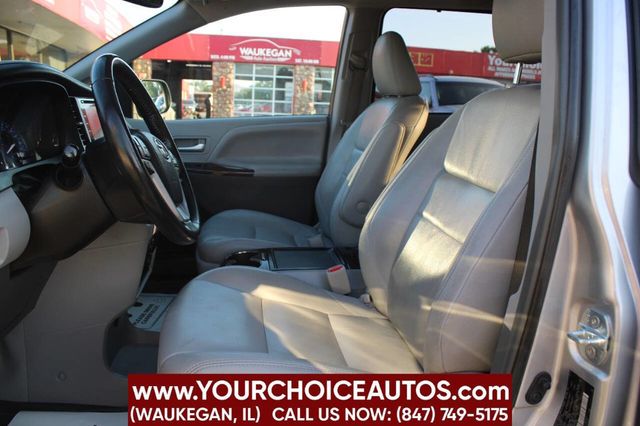 2018 Toyota Sienna Limited FWD 7-Passenger - 22916059 - 12