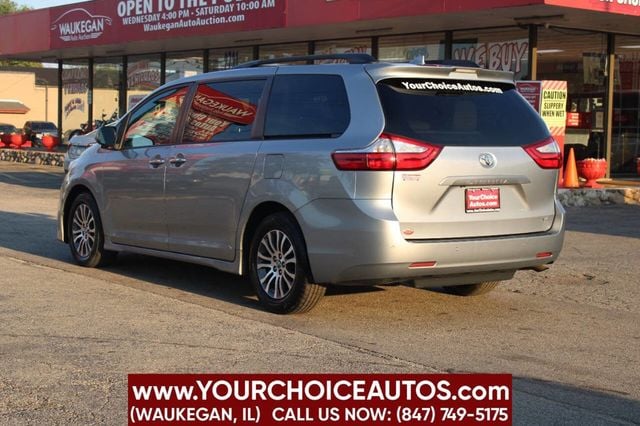 2018 Toyota Sienna Limited FWD 7-Passenger - 22916059 - 6