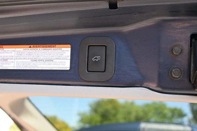 2018 Toyota Sienna XLE Automatic Access Seat FWD 7-Passenger - 22911141 - 25