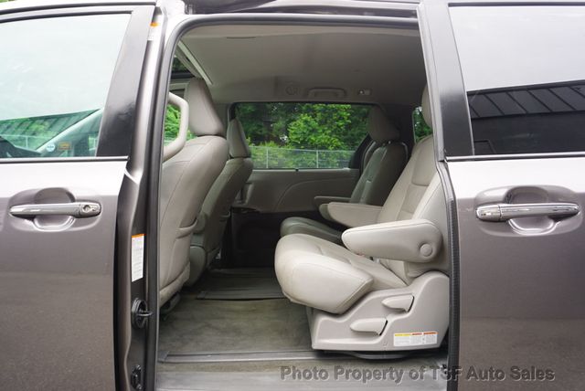 2018 Toyota Sienna XLE FWD 8-Passenger NAVIGATION REAR CAM LEATHER SUNROOF LOADED!! - 22879386 - 14