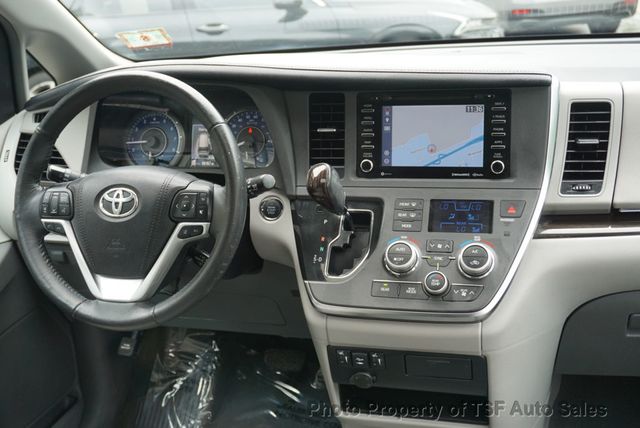 2018 Toyota Sienna XLE FWD 8-Passenger NAVIGATION REAR CAM LEATHER SUNROOF LOADED!! - 22879386 - 21