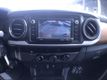 2018 Toyota Tacoma DOUBLE CAB - 22918027 - 17