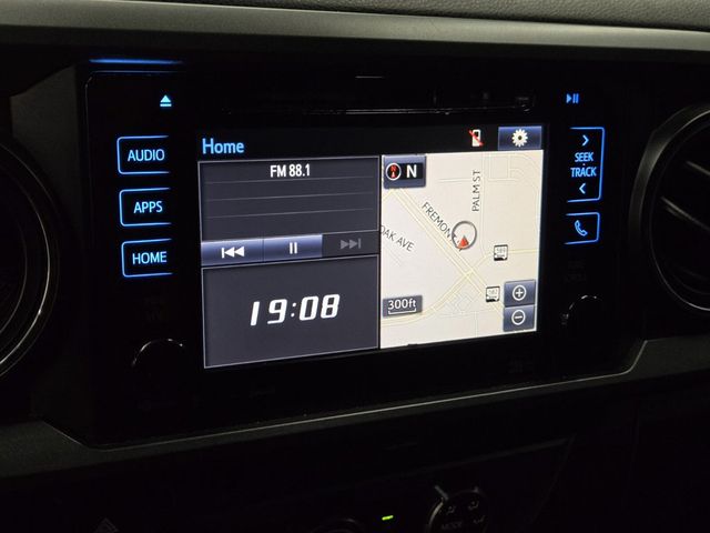 2018 Toyota Tacoma SR5 Double Cab 5' Bed V6 4x2 Automatic - 22930689 - 17