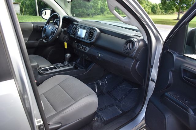 2018 Toyota Tacoma SR Double Cab 5' Bed I4 4x2 Automatic - 22870085 - 33