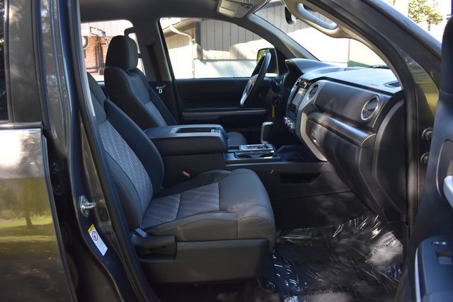2018 Toyota Tundra 4WD SR5 CrewMax 5.5' Bed 5.7L - 22927122 - 10
