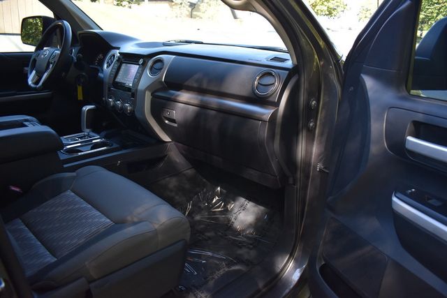 2018 Toyota Tundra 4WD SR5 CrewMax 5.5' Bed 5.7L - 22927122 - 25