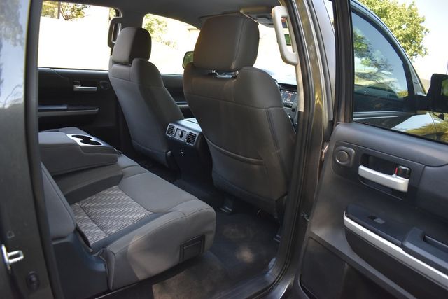2018 Toyota Tundra 4WD SR5 CrewMax 5.5' Bed 5.7L - 22927122 - 27