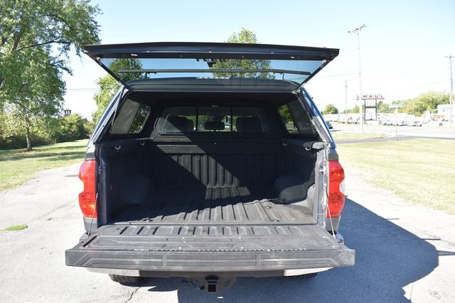 2018 Toyota Tundra 4WD SR5 CrewMax 5.5' Bed 5.7L - 22927122 - 56