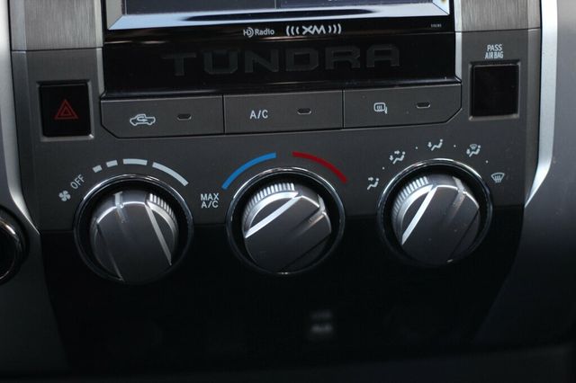 2018 Toyota Tundra ONE OWNER SR5 W/ BRAND NEW 285/65R18 TIRES - 22931160 - 14