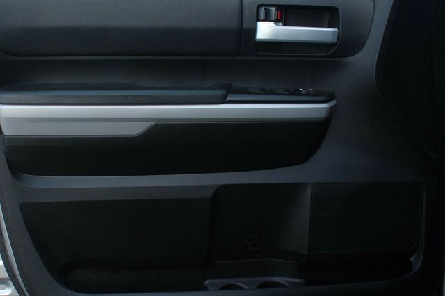 2018 Toyota Tundra ONE OWNER SR5 W/ BRAND NEW 285/65R18 TIRES - 22931160 - 19