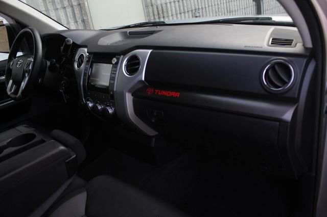 2018 Toyota Tundra ONE OWNER SR5 W/ BRAND NEW 285/65R18 TIRES - 22931160 - 8