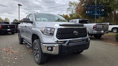 2018 Toyota Tundra - 5TFUY5F12JX685523