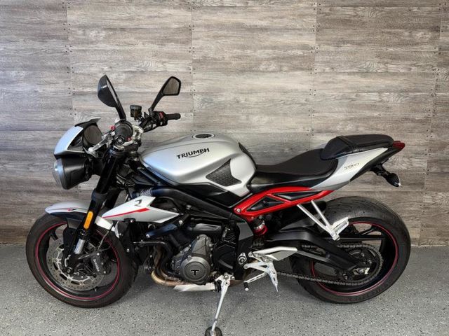 2018 Triumph Street Triple 765 R LOW MILES! - 22928122 - 10
