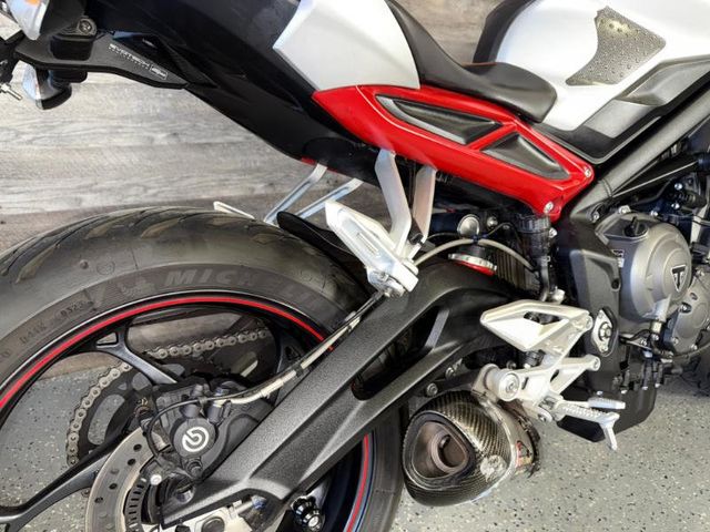 2018 Triumph Street Triple 765 R LOW MILES! - 22928122 - 6