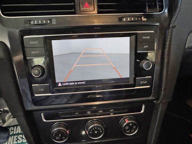 2018 Volkswagen Golf TSI S 6A - 22934115 - 17