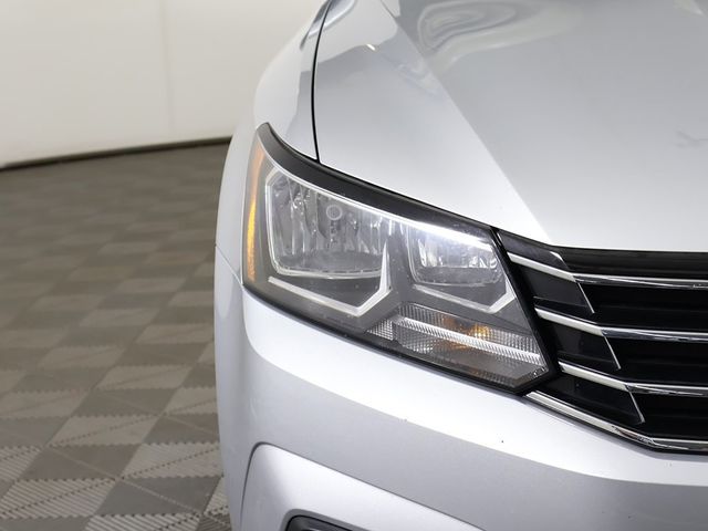 2018 Volkswagen Passat 2.0T SE Automatic - 22899100 - 12