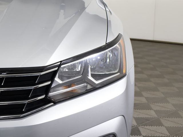 2018 Volkswagen Passat 2.0T SE Automatic - 22899100 - 13