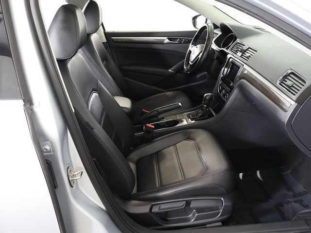 2018 Volkswagen Passat 2.0T SE Automatic - 22899100 - 31