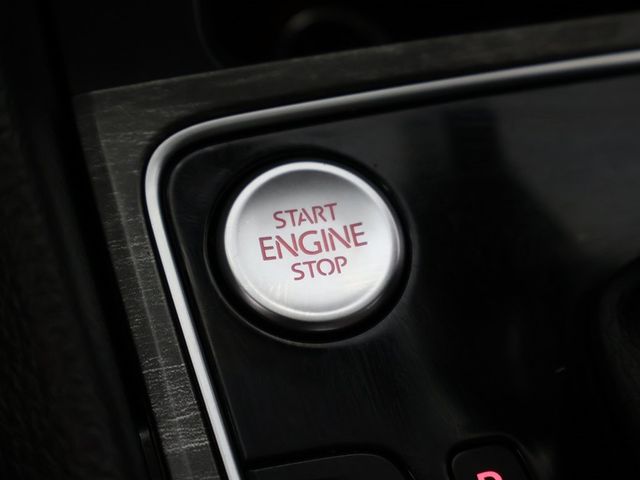 2018 Volkswagen Passat 2.0T SE Automatic - 22899100 - 40